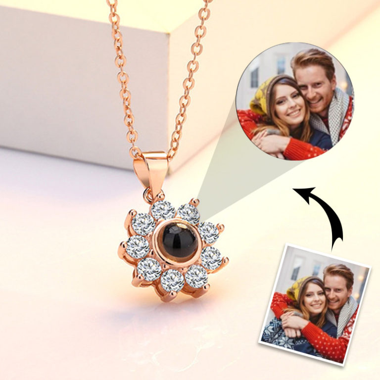 Projection Necklace