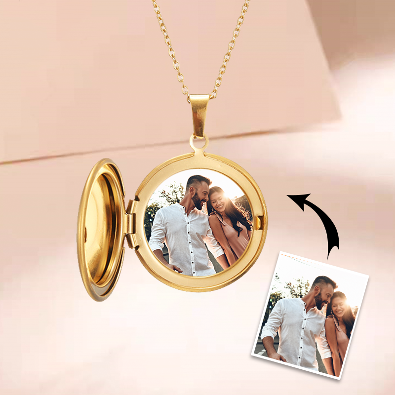 Custom picture 2025 locket necklace