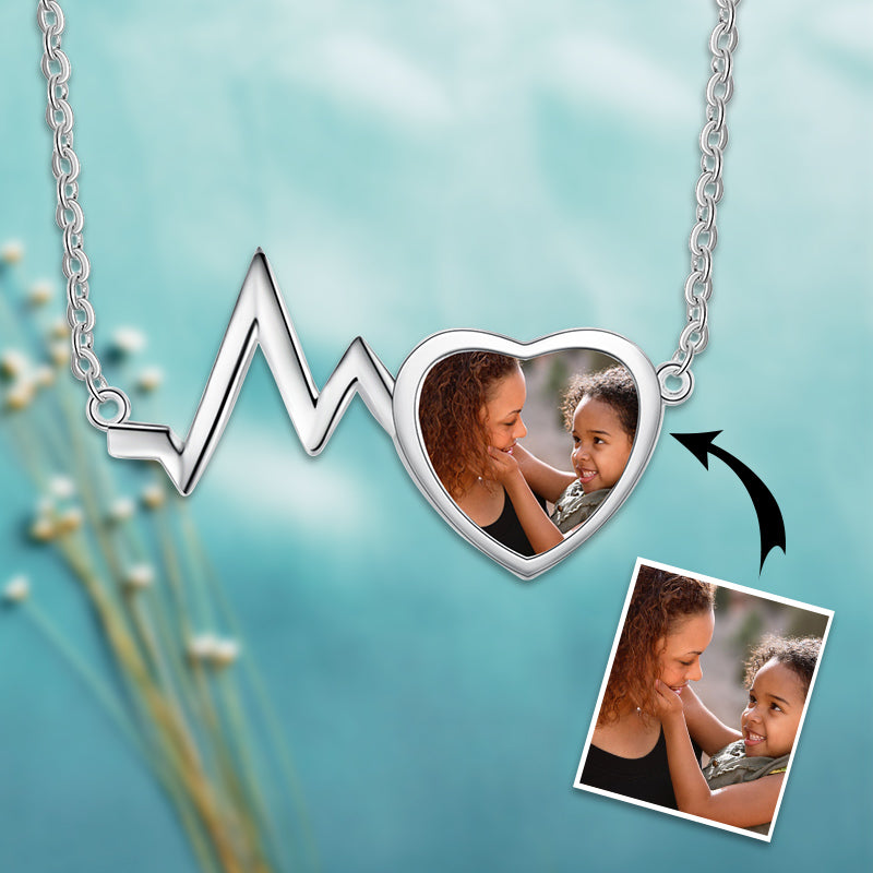 Heartbeat hot sale engraved necklace