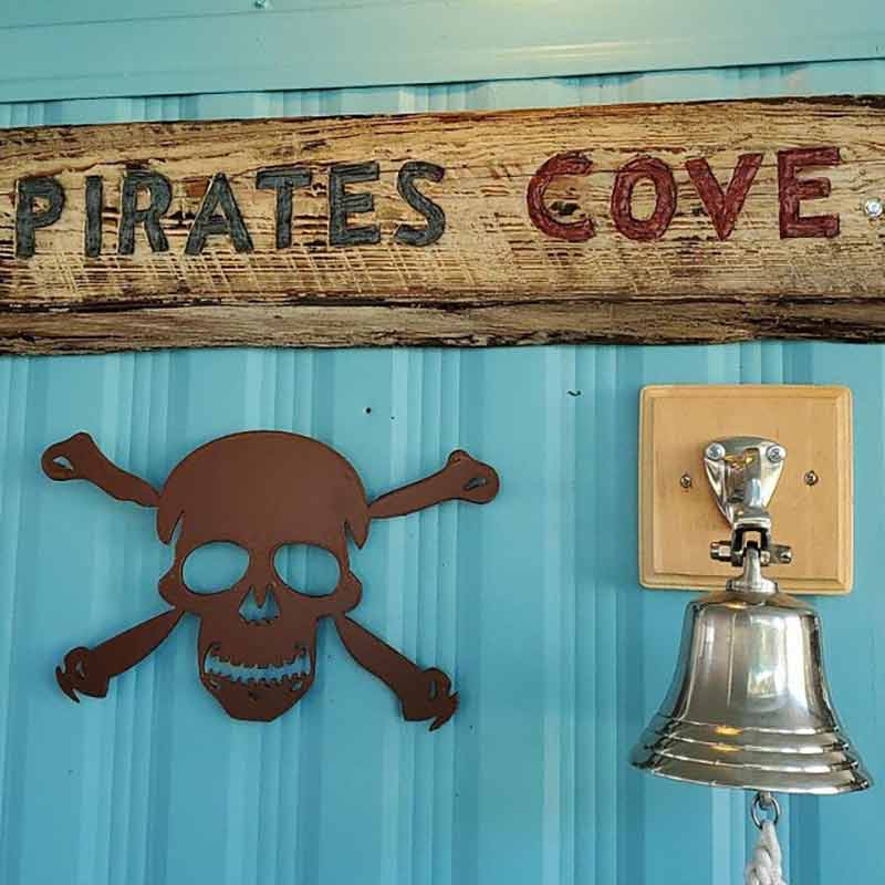 Skull And Crossbones Vintage Pirate Wall Art Home Decor – KoalaPrint